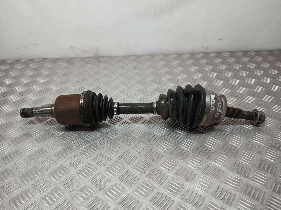Transmision Delantera Derecha para Nissan Pathfinder (R51)