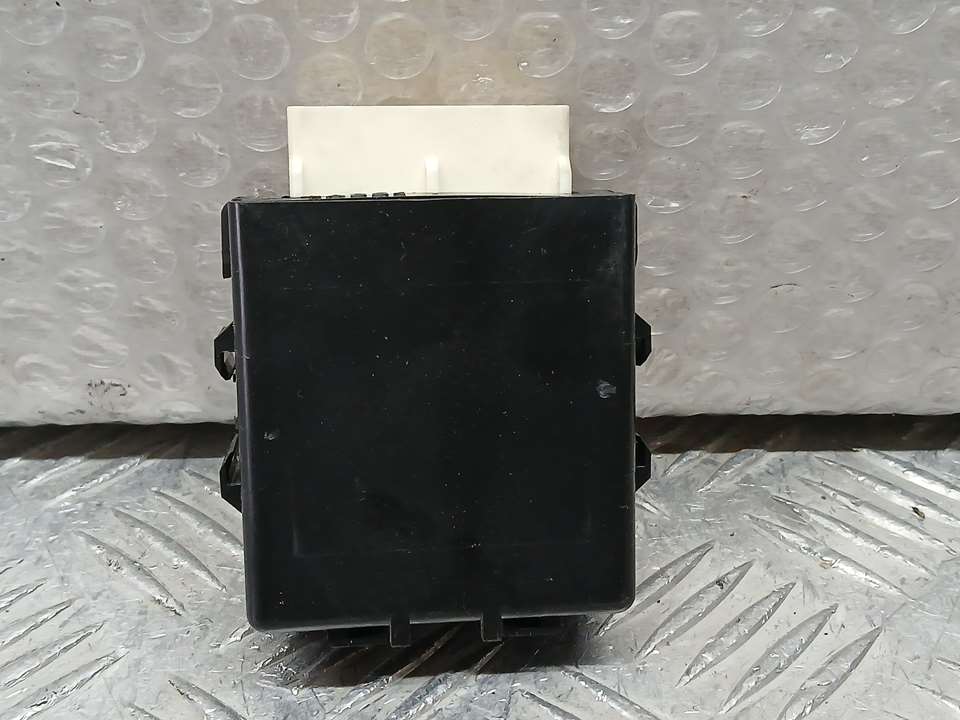 Modulo Electronico para Toyota Land Cruiser (J15)