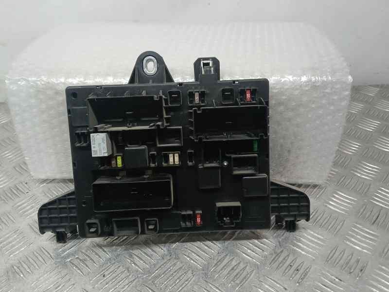 Caja Reles / Fusibles para Opel Astra J Lim.