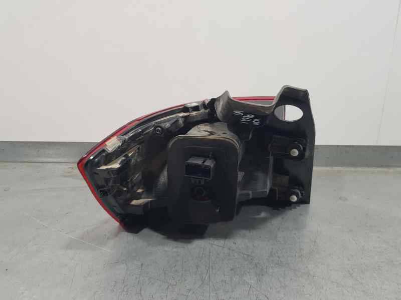 Piloto Trasero Derecho para Volkswagen Passat Variant (Cb5)