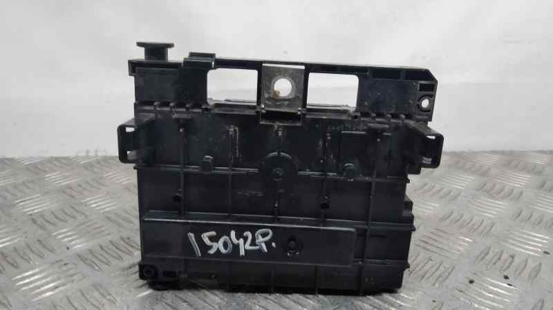 Caja Reles / Fusibles para Peugeot 5008