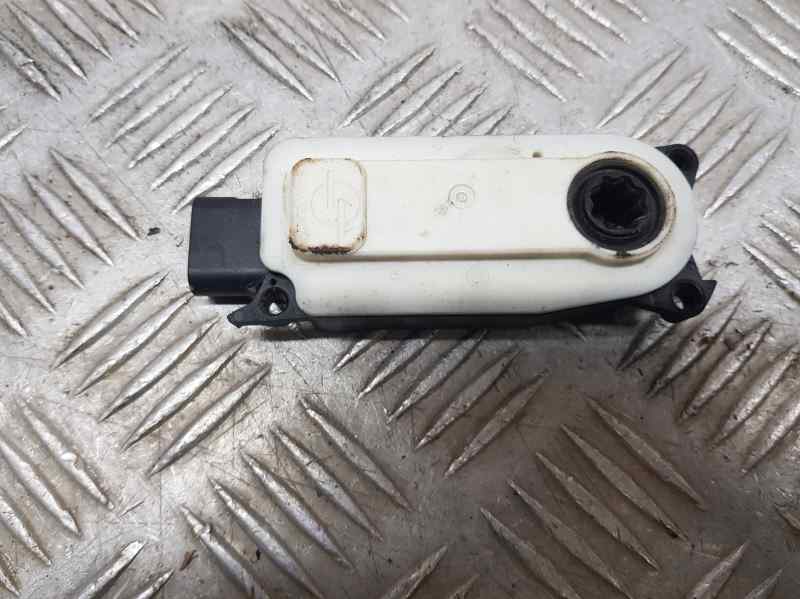 Motor Apertura Trampillas Climatizador para Peugeot 2008 (P1)