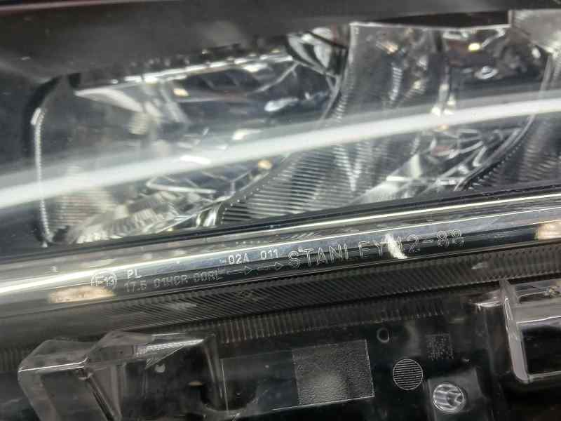 Faro Izquierdo para Toyota Rav4