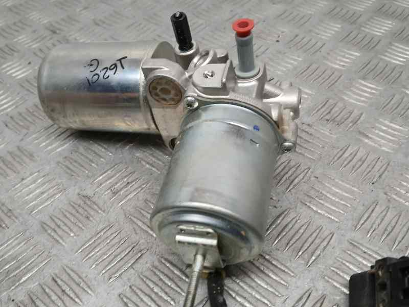 Depresor Freno / Bomba Vacio para Toyota Rav4