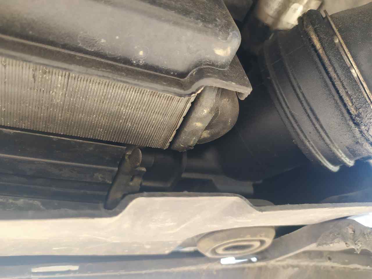 Intercooler para Volkswagen Golf V Berlina (1K1)