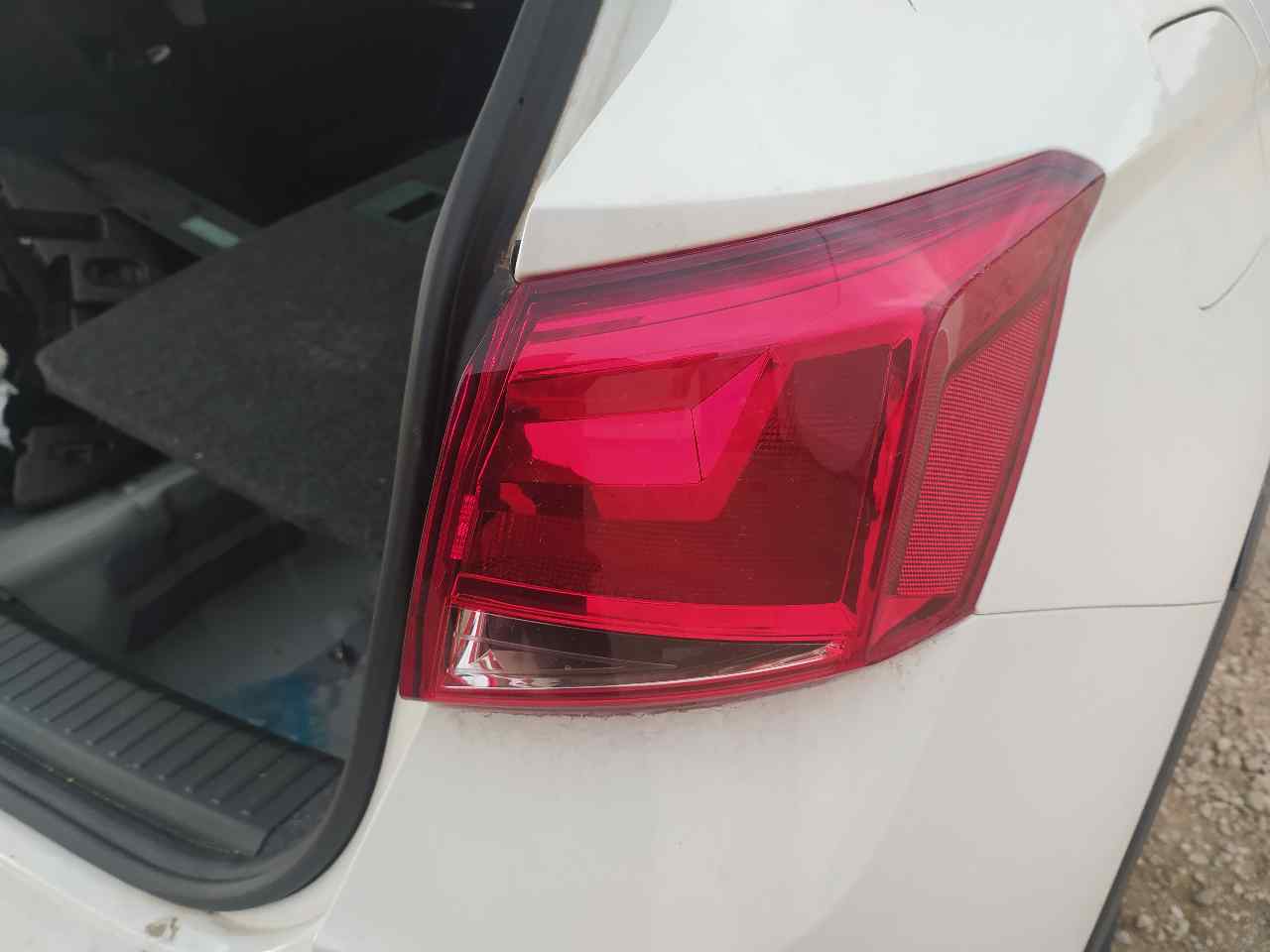 Piloto Trasero Derecho para Seat Arona