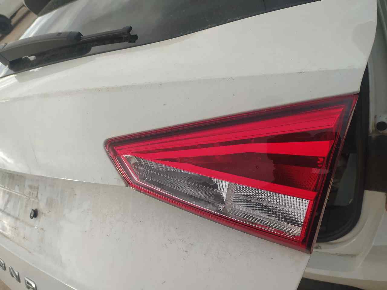 Piloto Trasero Derecho para Seat Arona