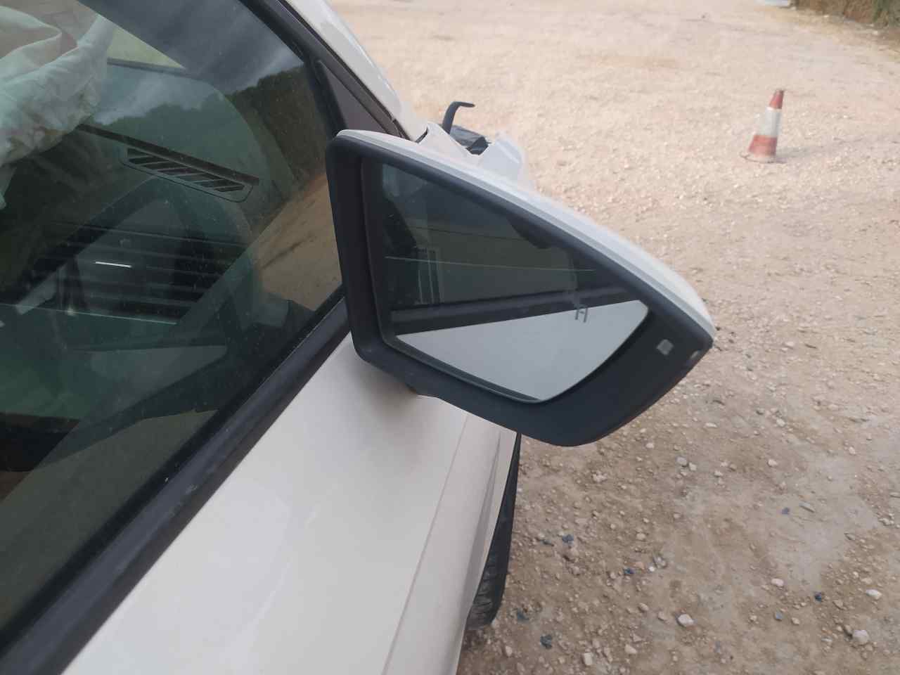 Retrovisor Derecho para Seat Arona