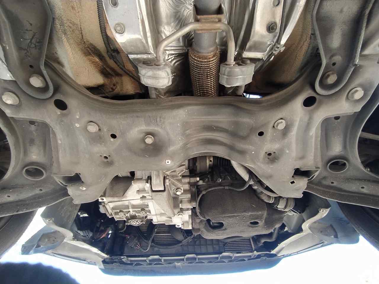 Puente Delantero para Volkswagen Polo (6C1)