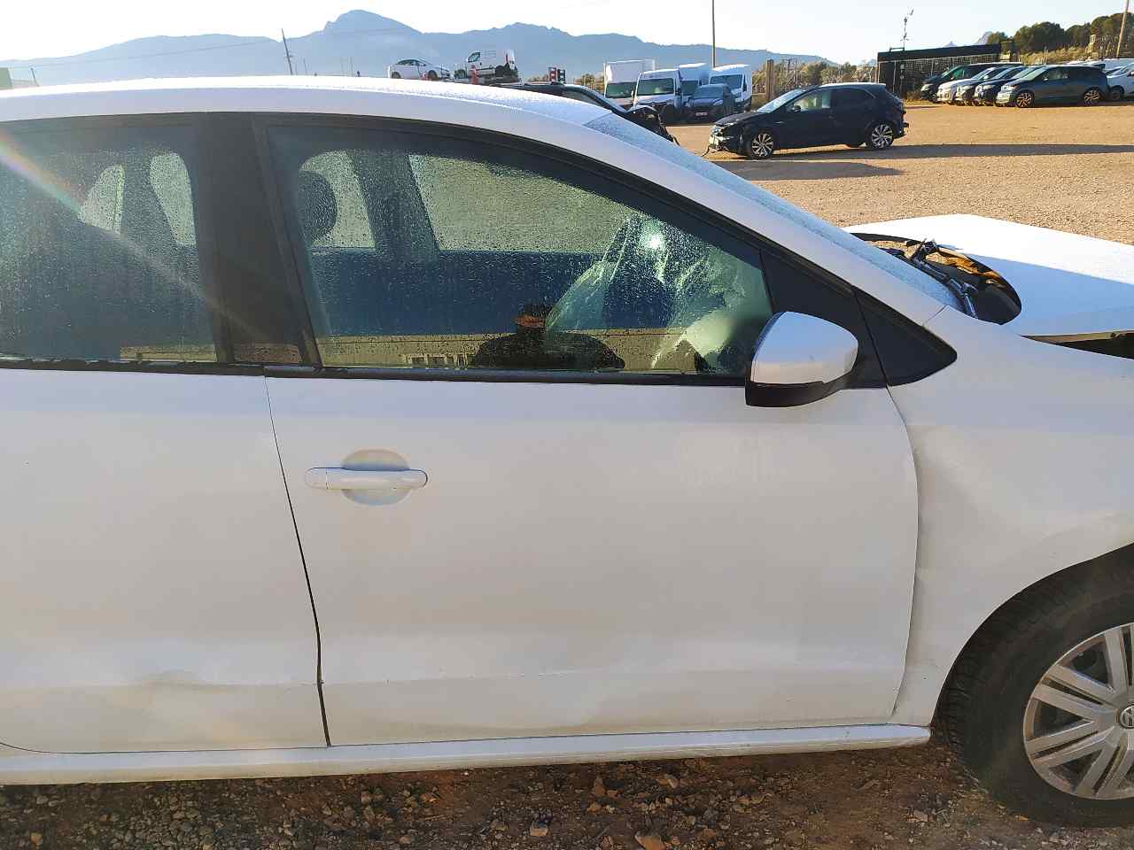 Puerta Delantera Derecha para Volkswagen Polo (6C1)