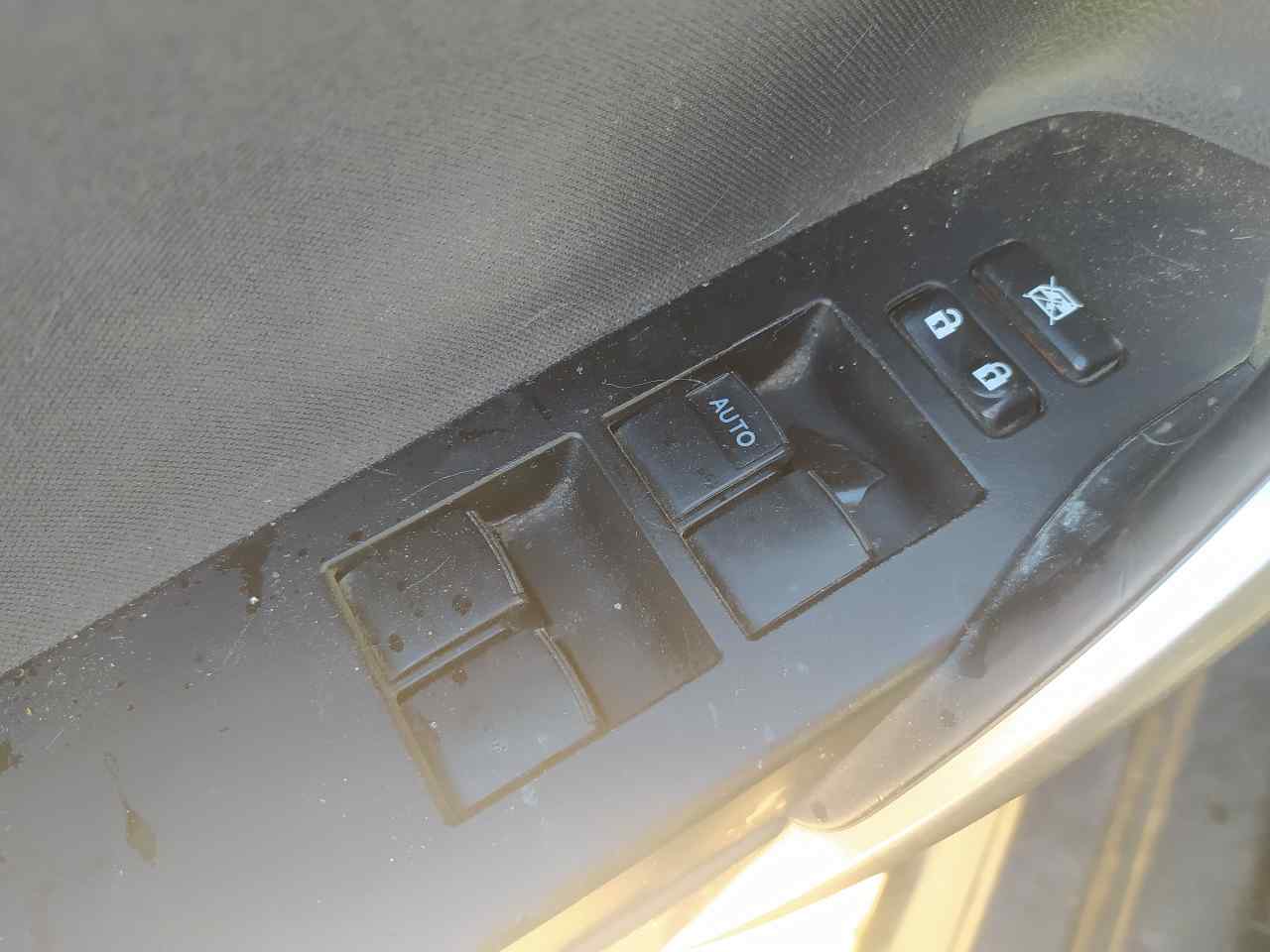 Mando Elevalunas Delantero Izquierdo para Toyota Auris