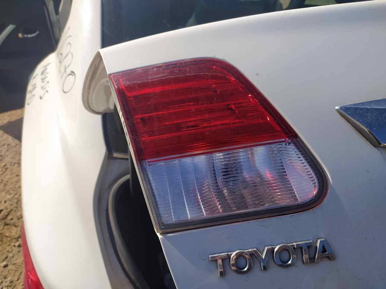 Piloto Trasero Izquierdo Interior para Toyota Avensis (T27)