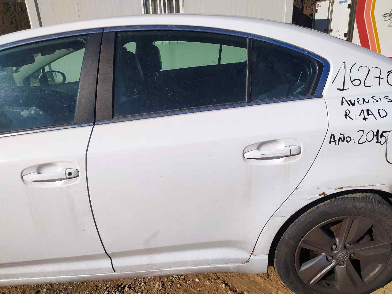 Puerta Trasera Izquierda para Toyota Avensis (T27)