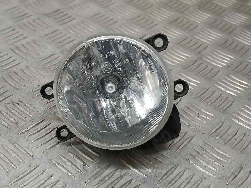 Faro Antiniebla Derecho para Toyota Avensis (T27)