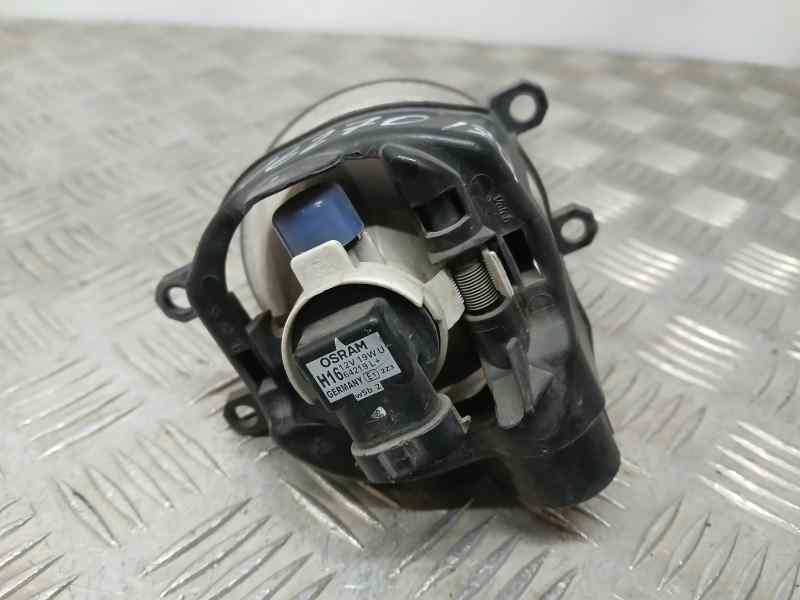 Faro Antiniebla Izquierdo para Toyota Avensis (T27)