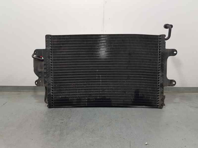 Condensador / Radiador Aire Acondicionado para Seat Ibiza (6K1)