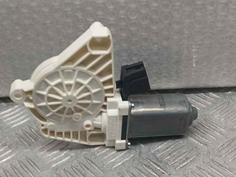 Motor Elevalunas Trasero Izquierdo para Mercedes-Benz Clase B (W245)