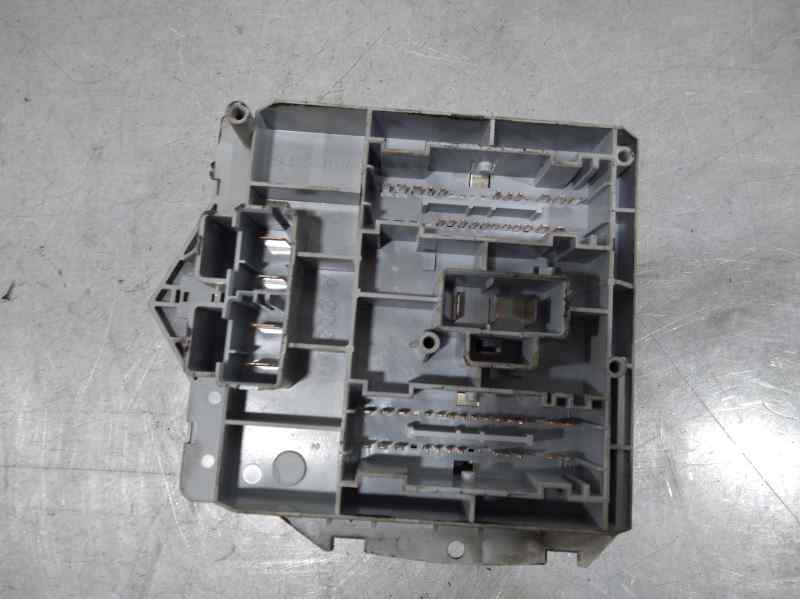 Caja Reles / Fusibles para Alfa Romeo 147 (190)