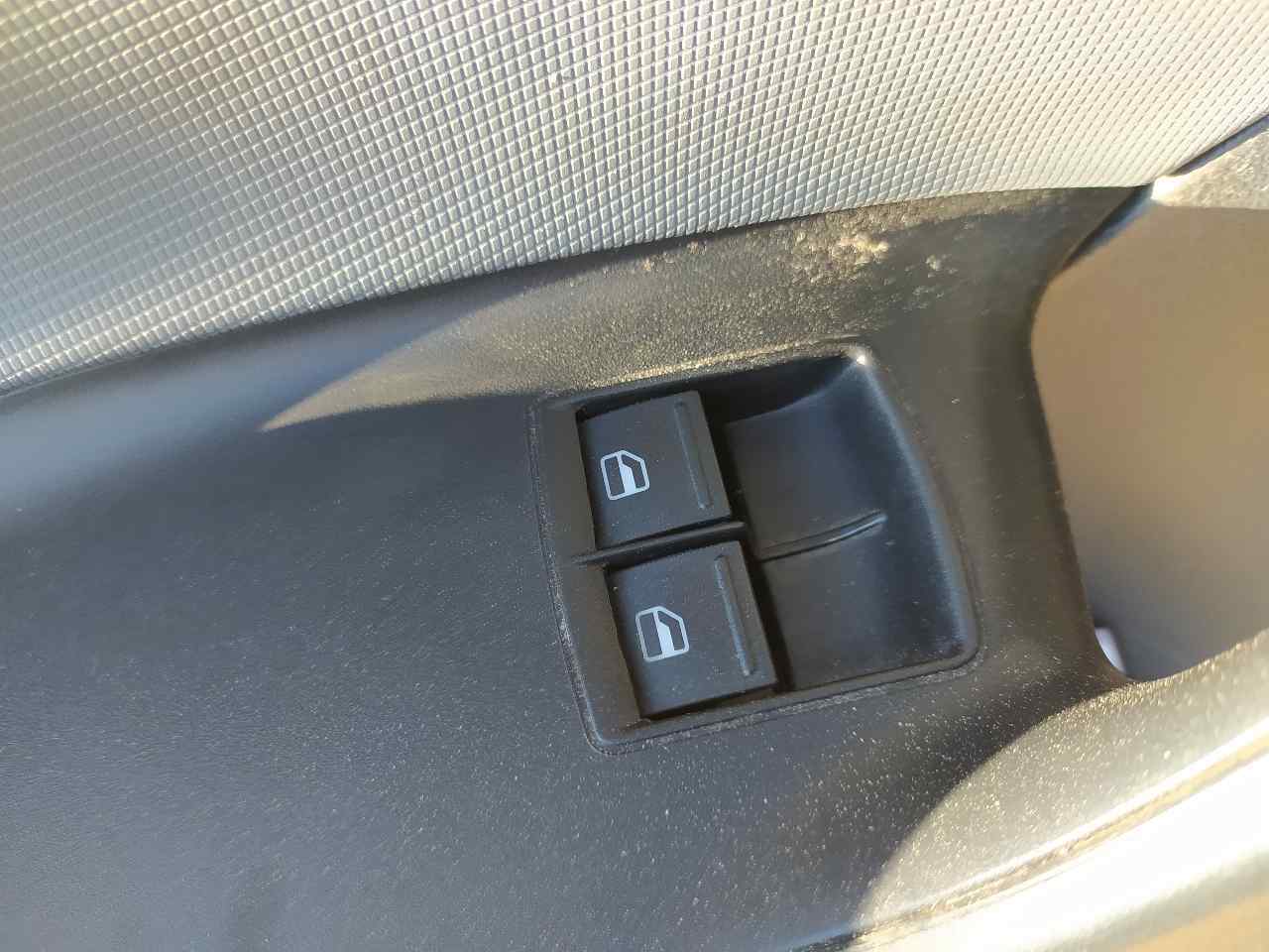 Mando Elevalunas Delantero Izquierdo para Seat Ibiza (6J5)