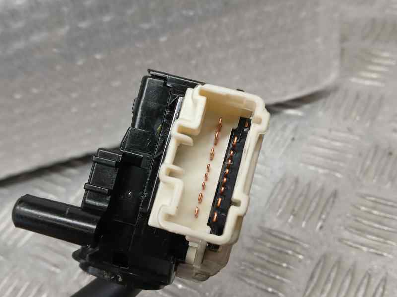 Mando Luces para Toyota Corolla Verso (R1)