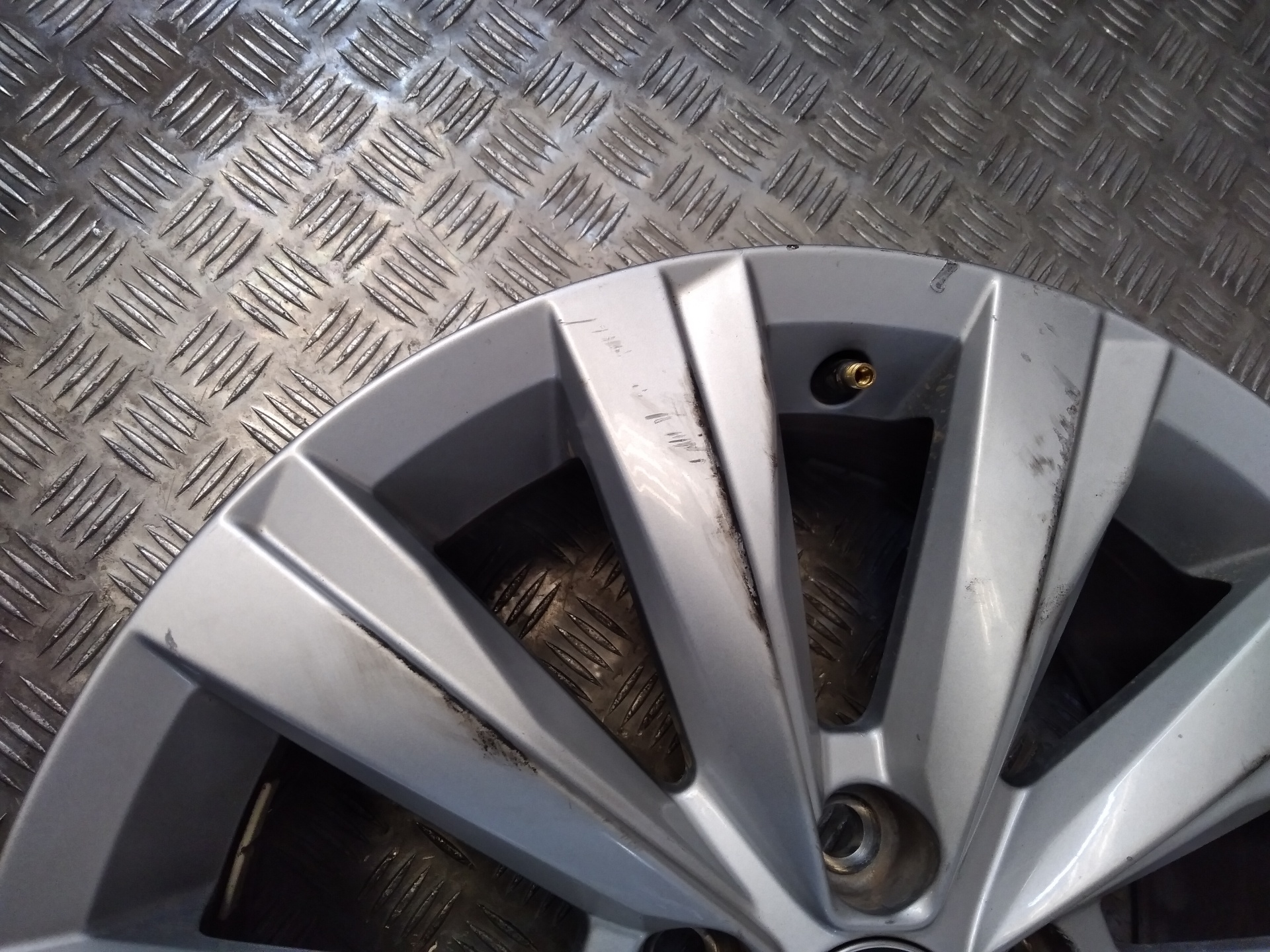 Juego Llantas Aluminio para Volkswagen Golf V Berlina (1K1)