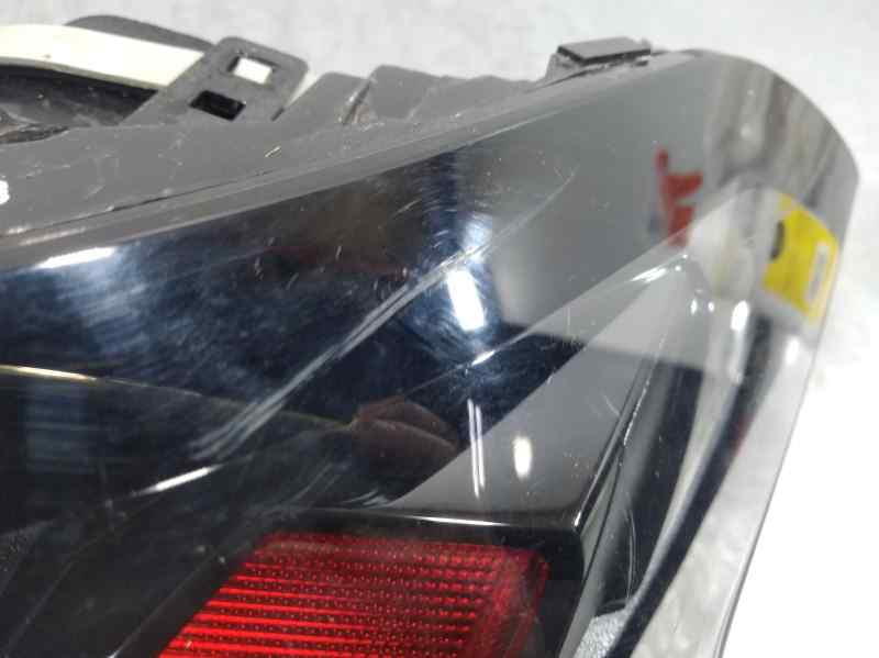 Piloto Trasero Derecho para Peugeot 208 (P2)