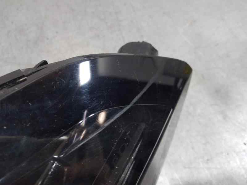 Piloto Trasero Derecho para Peugeot 208 (P2)