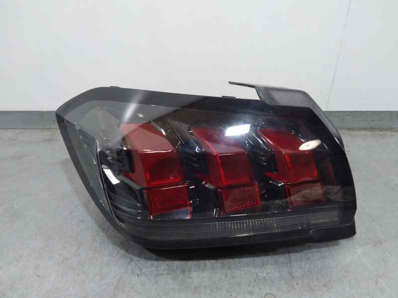 Piloto Trasero Izquierdo para Peugeot 208 (P2)