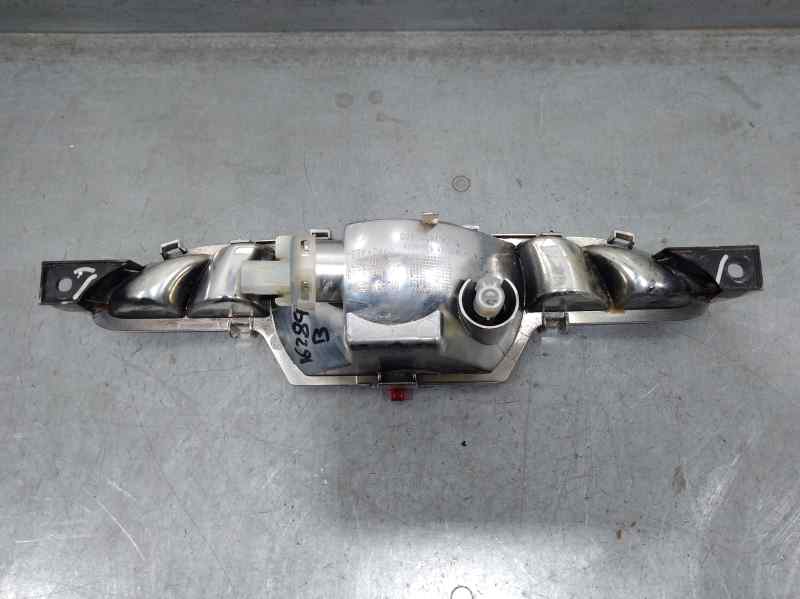 Piloto Trasero Central para Peugeot 208 (P2)
