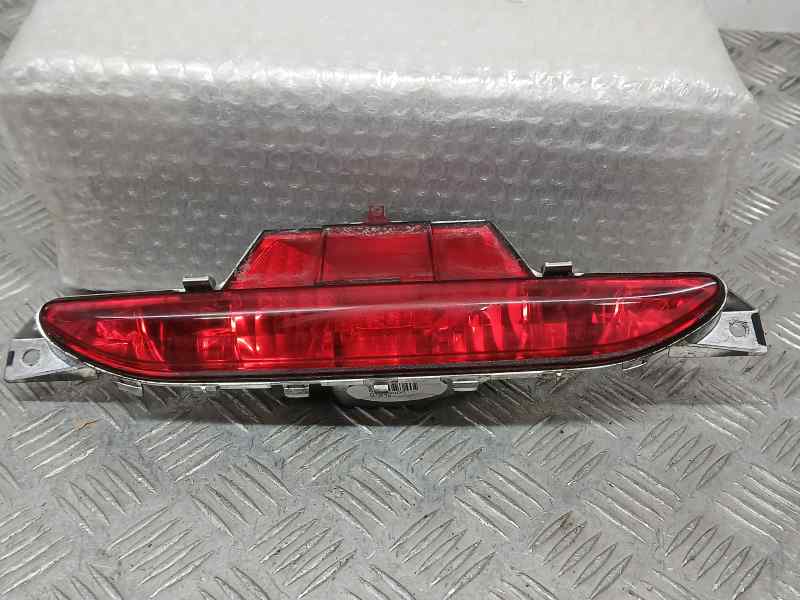 Piloto Trasero Central para Peugeot 208