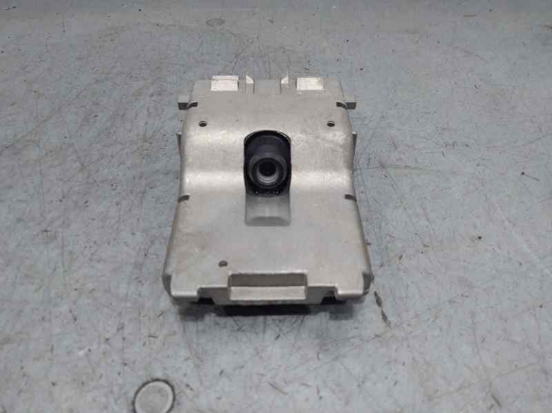 Camara para Mazda 3 Lim. ()