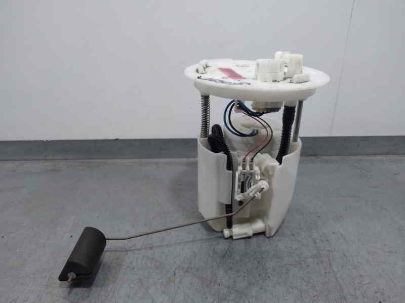 Aforador para Mazda 3 Lim. ()
