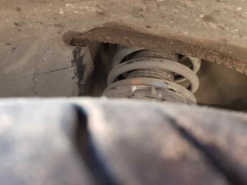 Amortiguador Delantero Izquierdo para Volkswagen Passat Berlina (3C2)