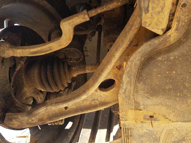 Brazo Suspension Inferior Delantero Izquierdo para Mercedes-Benz Clase Cla (W117)