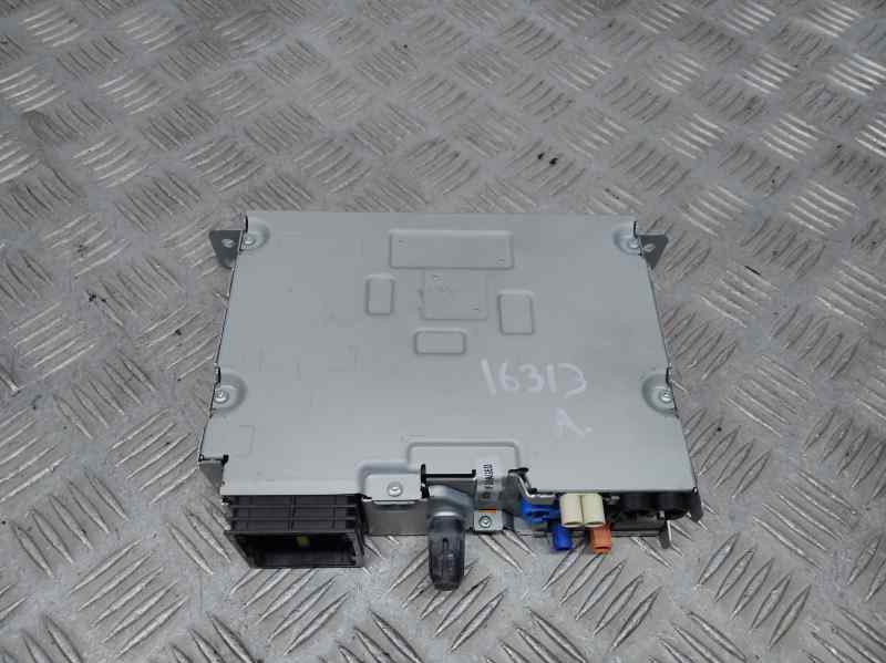 Sistema Audio / Radio para Peugeot 208 (P2)