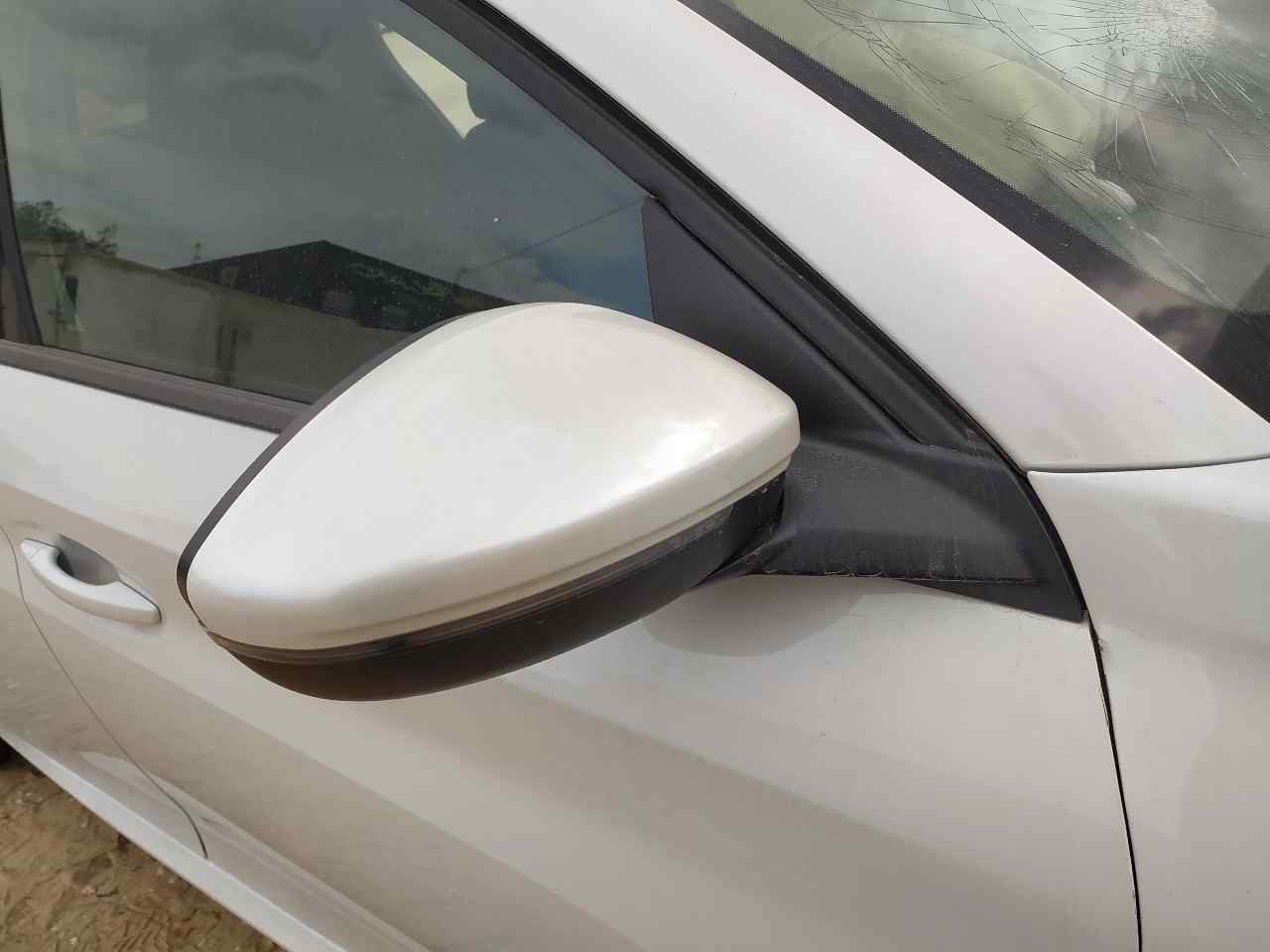 Retrovisor Derecho para Peugeot 208 (P2)