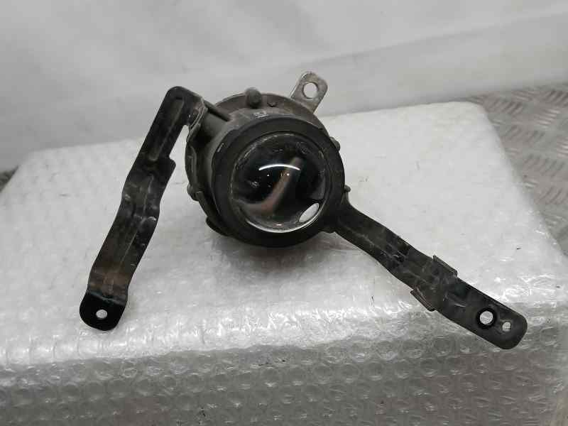 Faro Antiniebla Derecho para Kia Cee'd