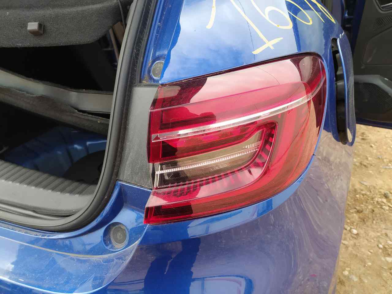 Piloto Trasero Derecho Exterior para Renault Clio V