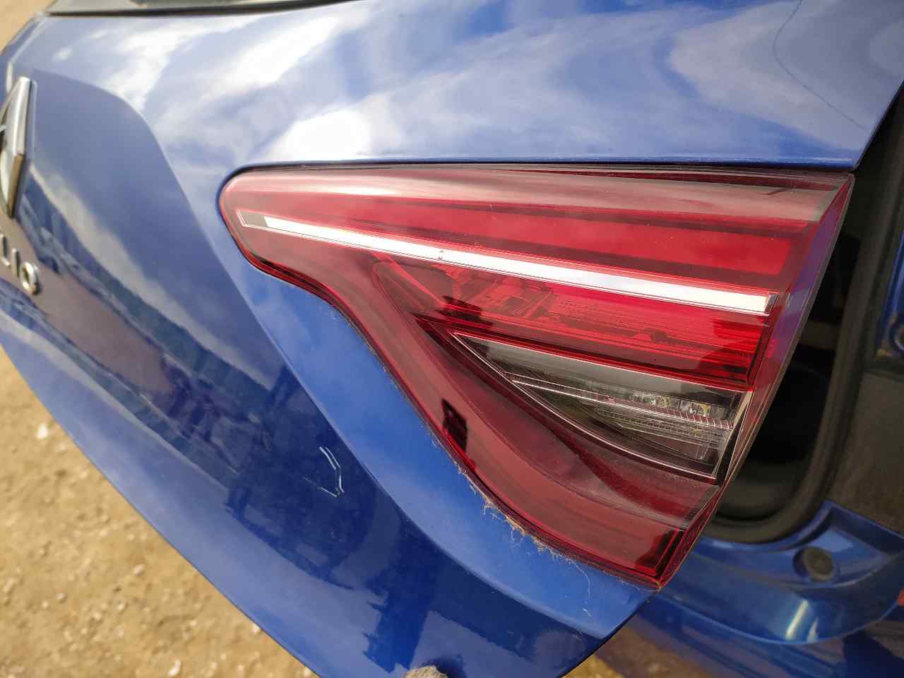 Piloto Trasero Derecho Interior para Renault Clio V