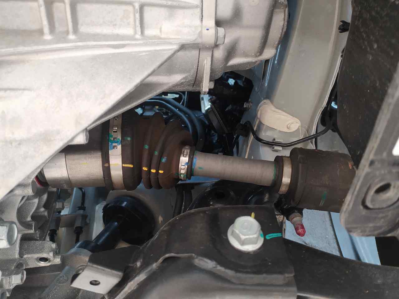 Transmision Delantera Izquierda para Hyundai I 20