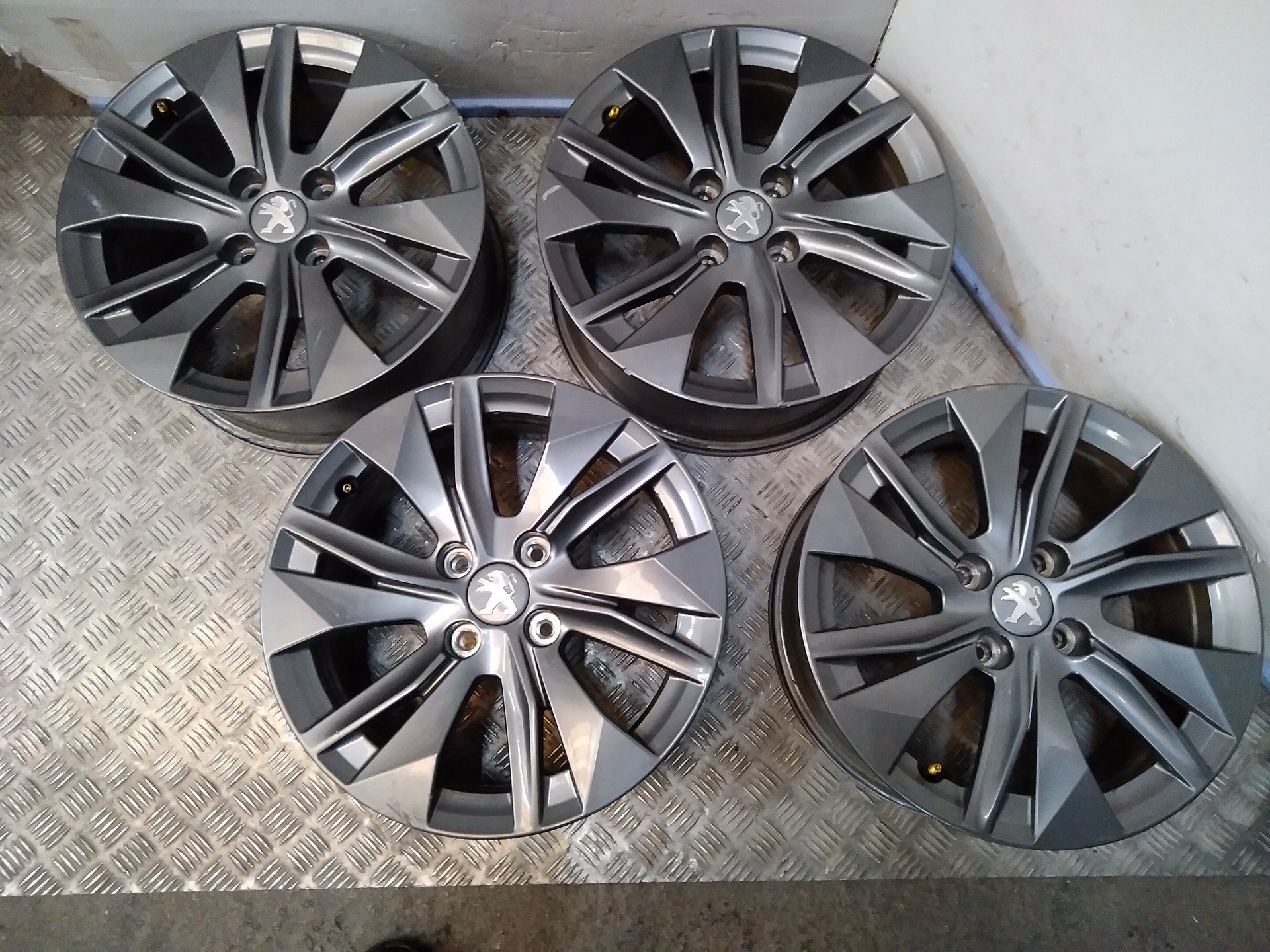 Juego Llantas para Peugeot 208 (P2)