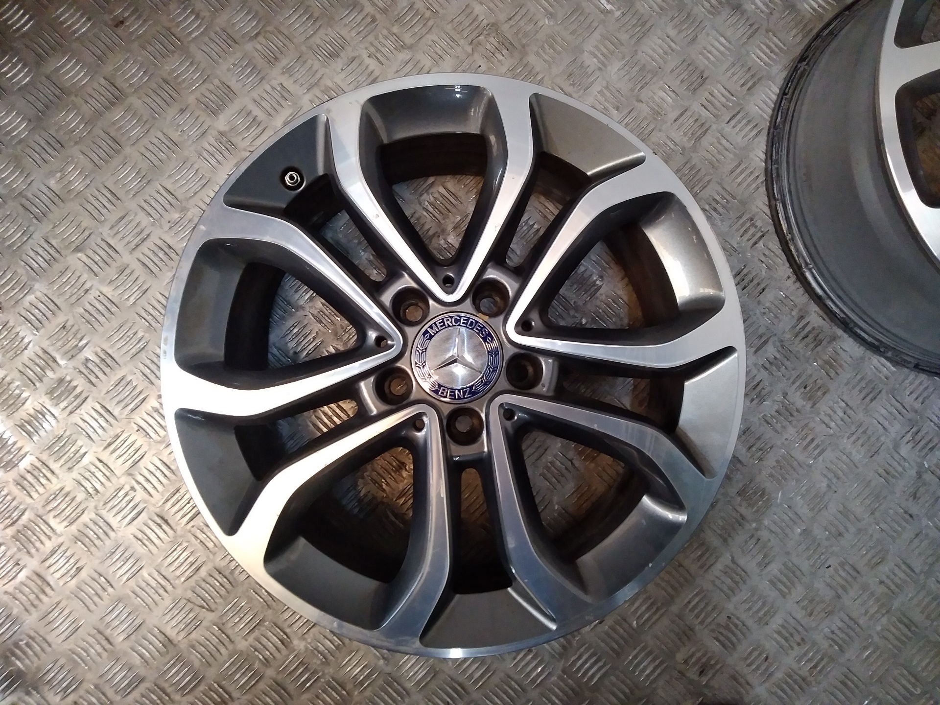 Juego Llantas para Mercedes-Benz Clase C (W205) Lim.