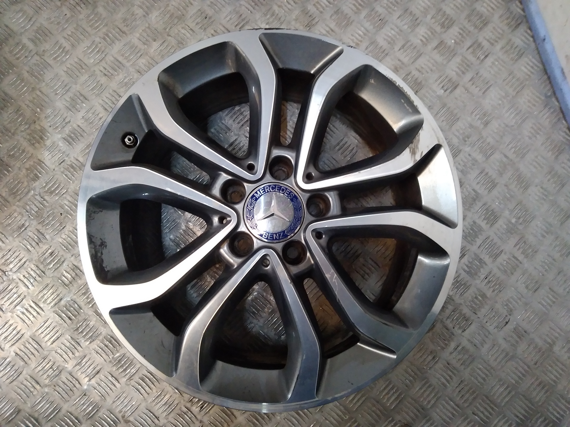 Juego Llantas para Mercedes-Benz Clase C (W205) Lim.