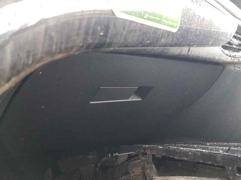 Guantera para Opel Corsa F