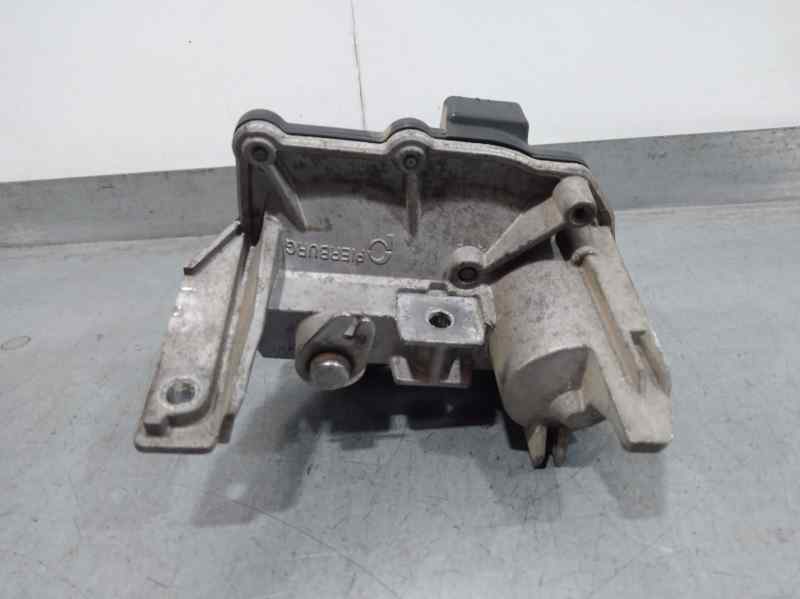 Caja Mariposa para Dacia Sandero