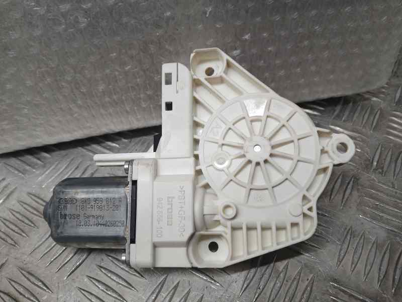 Motor Elevalunas Trasero Derecho para Audi A4 Ber. (B8)