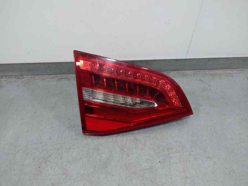 Piloto Trasero Izquierdo Interior para Audi A4 Avant (8K5) (2008)