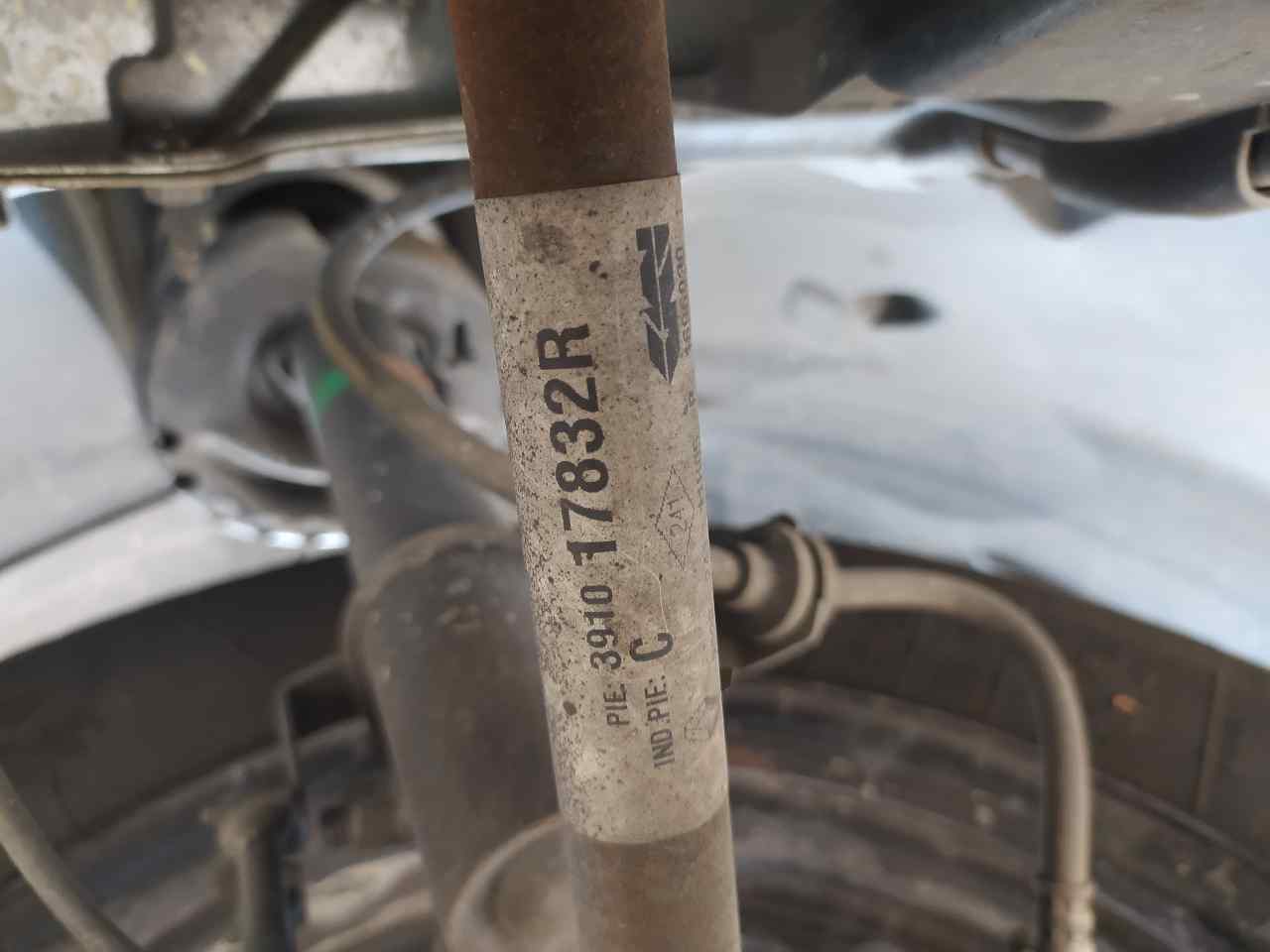 Transmision Delantera Izquierda para Dacia Sandero
