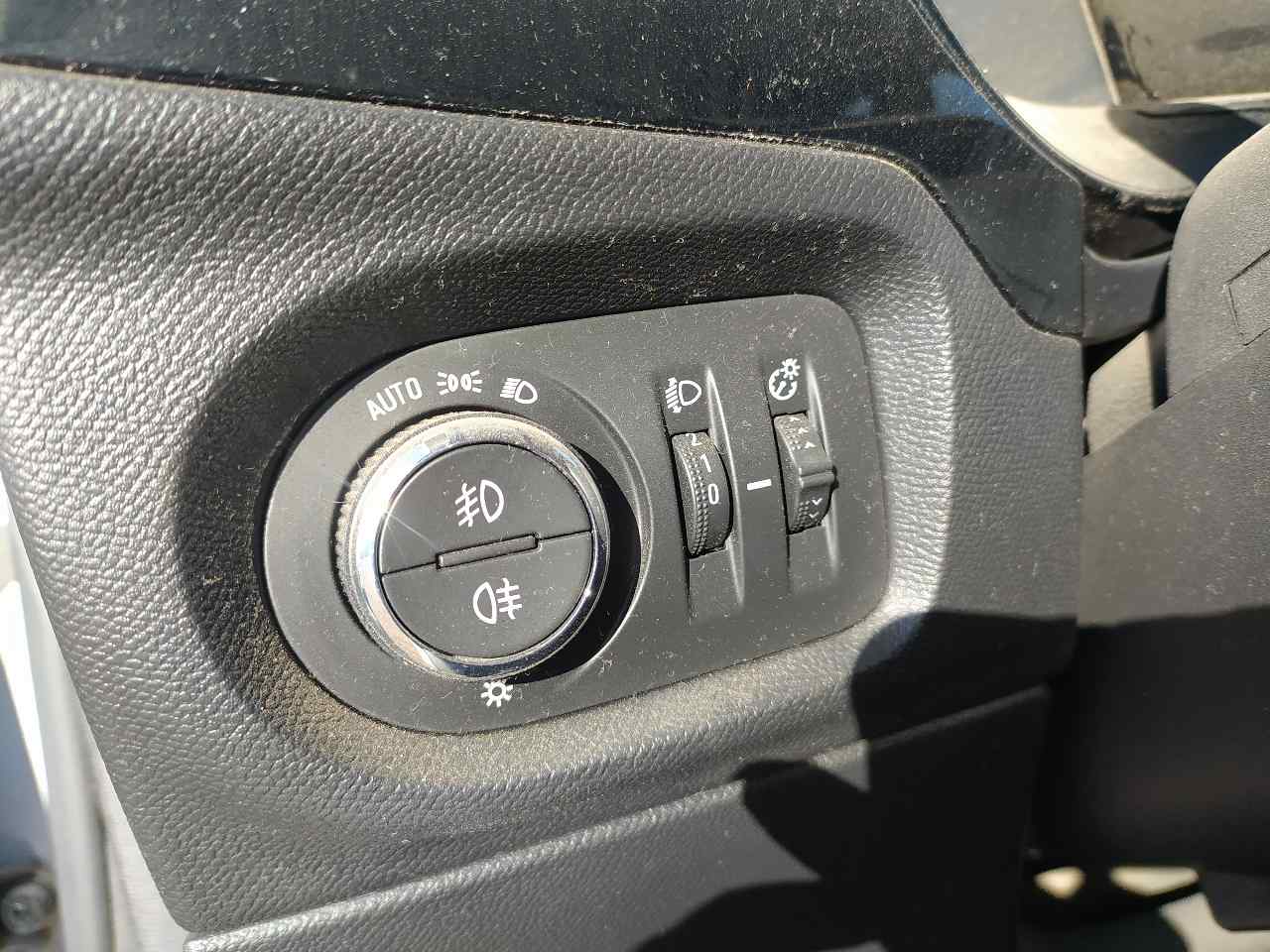 Mando Luces para Opel Corsa F
