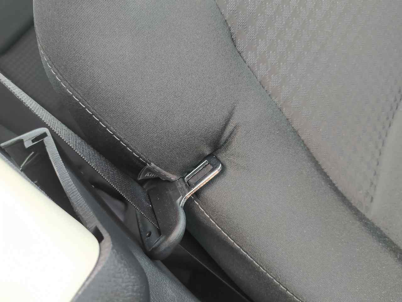 Asiento Delantero Izquierdo para Mazda 2 Lim. ()